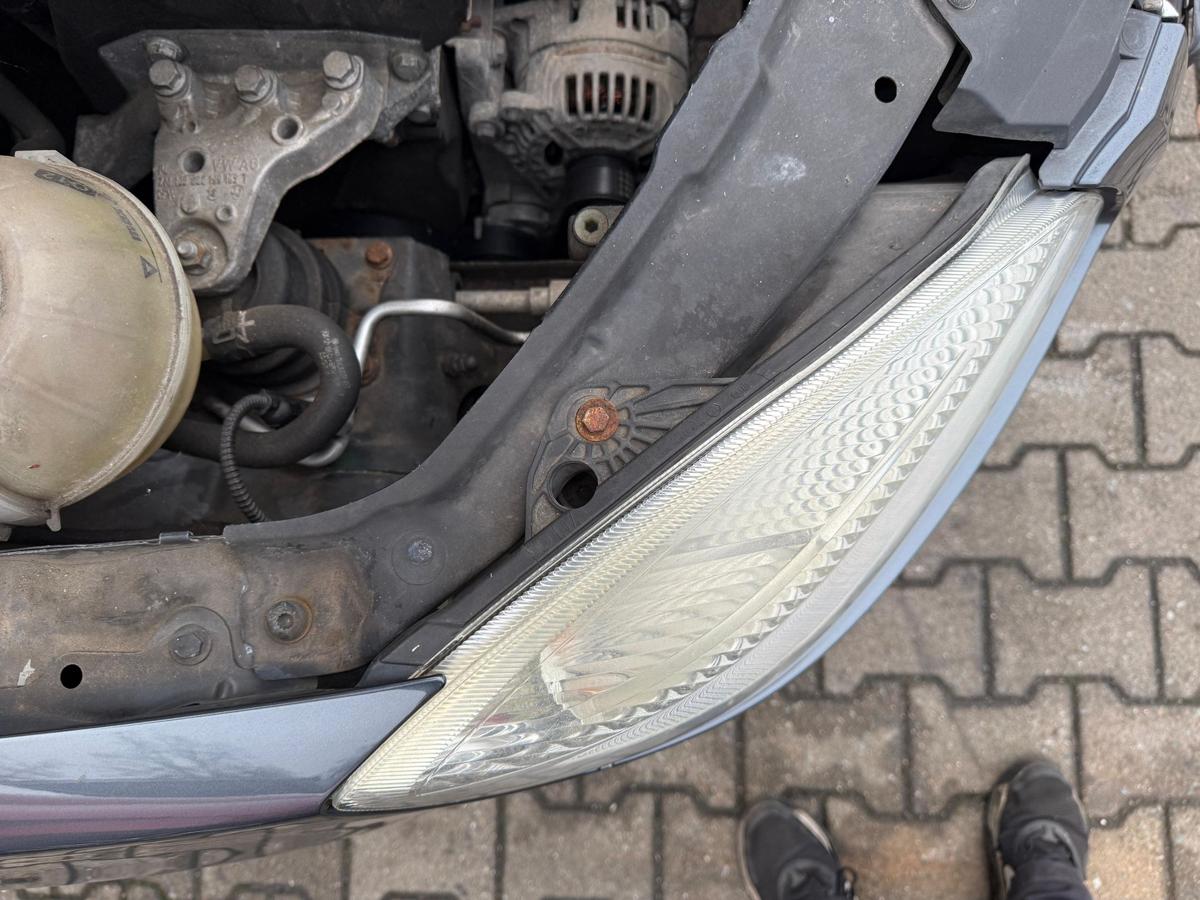 Skoda Fabia 2 5J original Scheinwerfer rechts Halogen BJ09